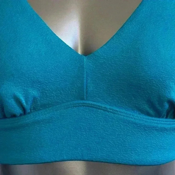 🆕Women’s |  Solid Colour Bralette - Picture 6 of 14